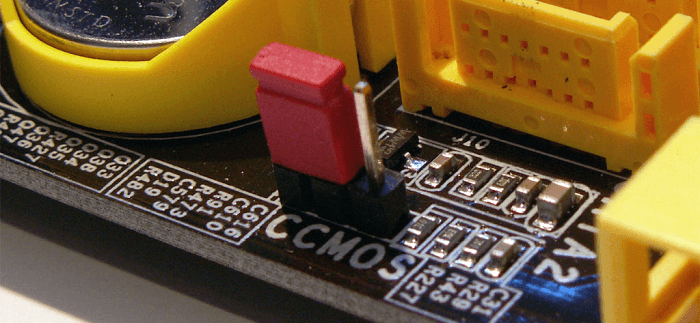 Sử dụng CMOS Jumper để reset thiết lập BIOS