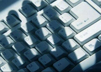 Làm thế nào để biết có ai đó đã truy cập và sử dụng máy tính của bạn?