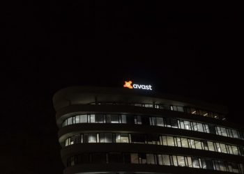 cài đặt diệt virus avast ! Free Antivirus