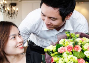 Tặng quà gì cho vợ trong ngày Quốc tế Phụ nữ 8/3?