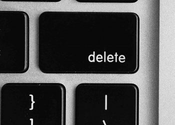 xoa tap tin cung dau