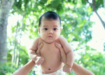 Hướng dẫn cúng thôi nôi cho bé trai miền Bắc [Chuẩn Nhất]