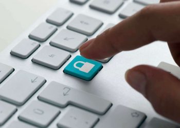 lock phan mem windows 10